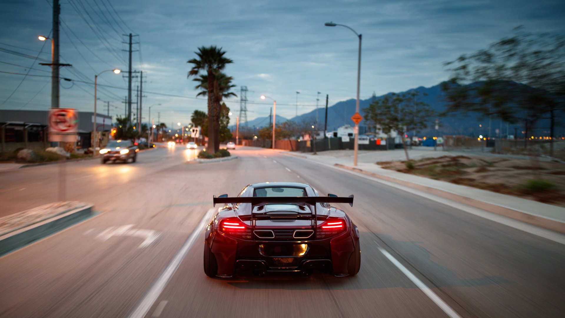 九游娱乐中心-_勇士三分雨不停，战绩节节高升_，勇士三分庆祝动作