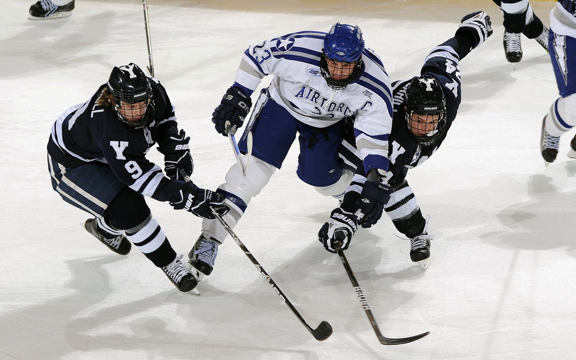 体育新闻中心发布体育创作者数字版权管理规范,体育杂志或媒体